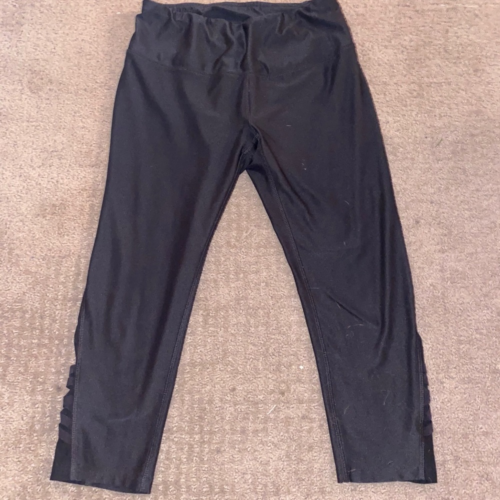Black running Capri